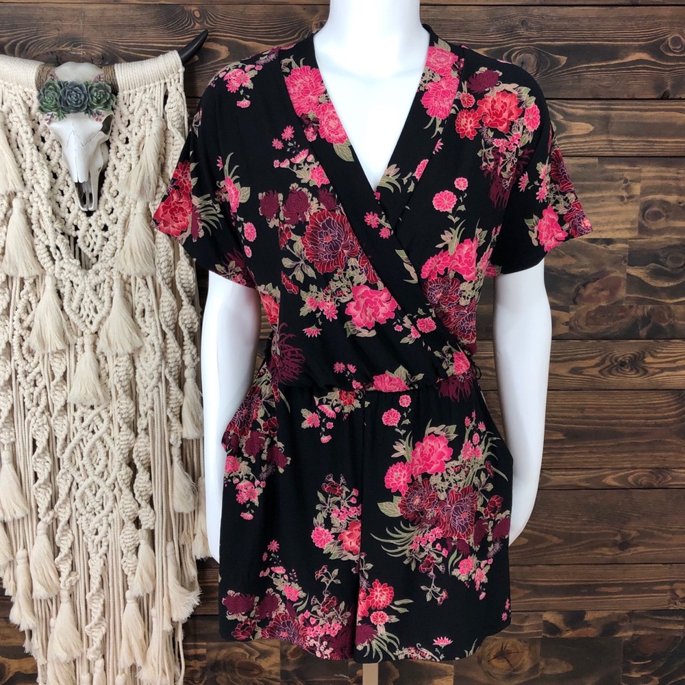 Leith‎ | Faux Wrap Plunge Romper Floral